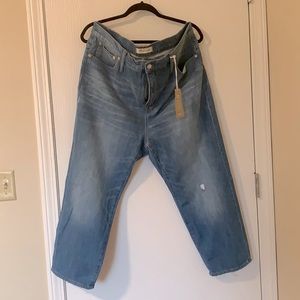 NWT Madewell Classic Distressed Straight Jeans